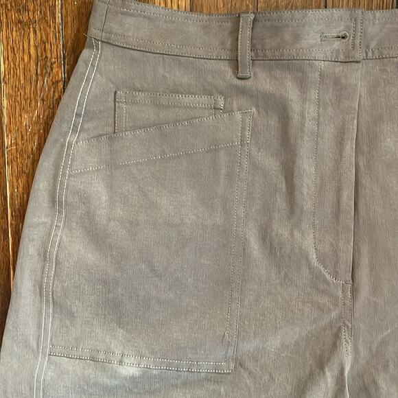 La Ligne Utility Patch Pocket Shorts - Picture 4 of 8